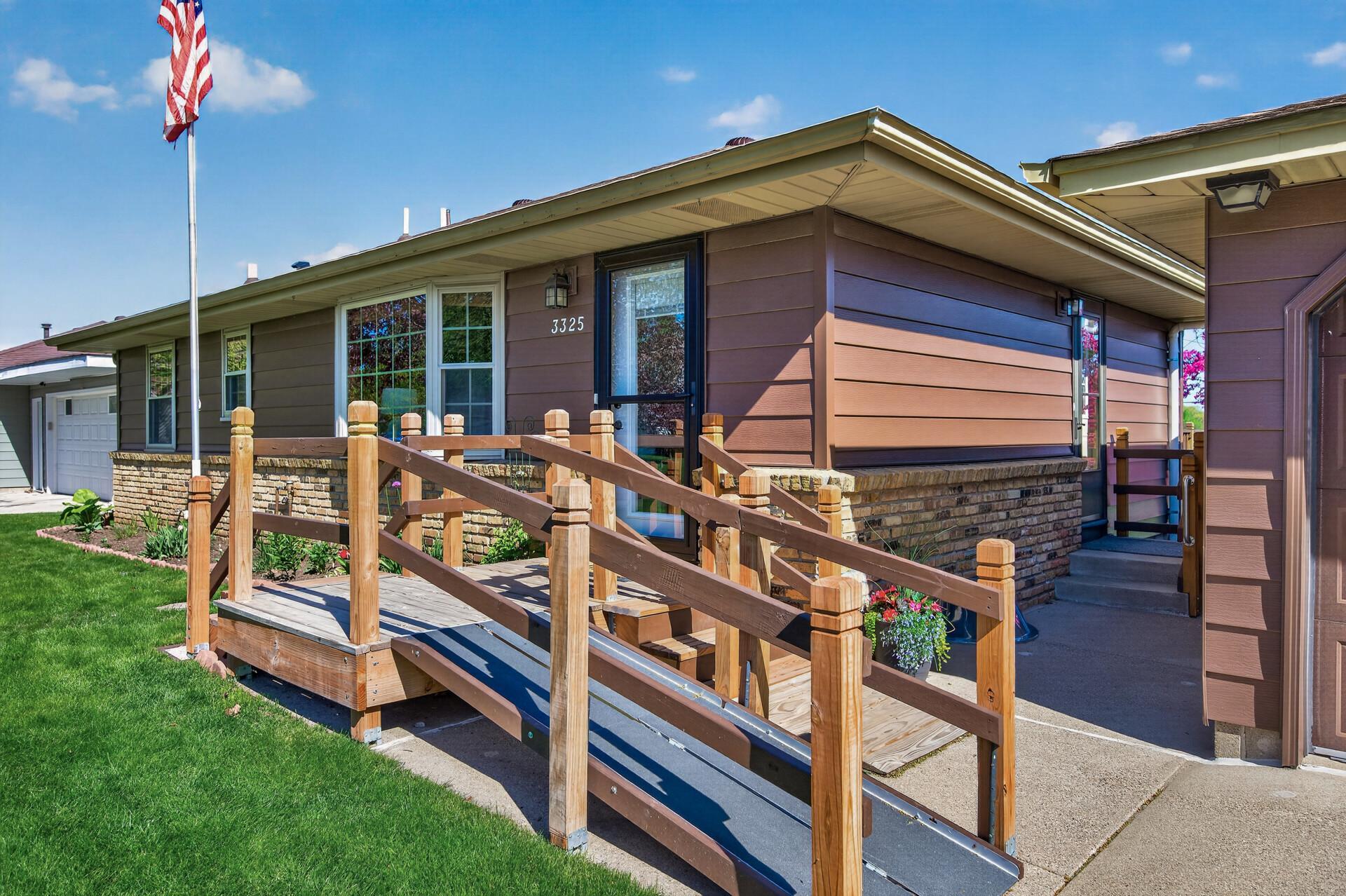 Front entry ramp