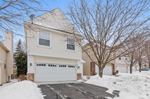 8728 N Bay Drive, Chanhassen, MN 55317