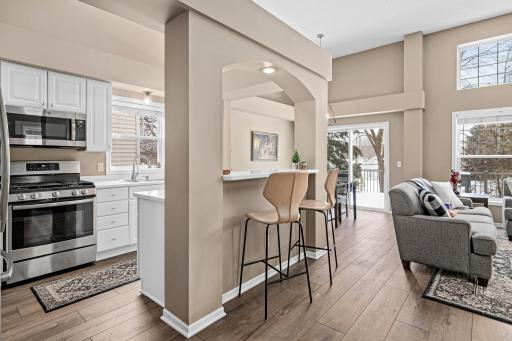 8728 N Bay Drive, Chanhassen, MN 55317