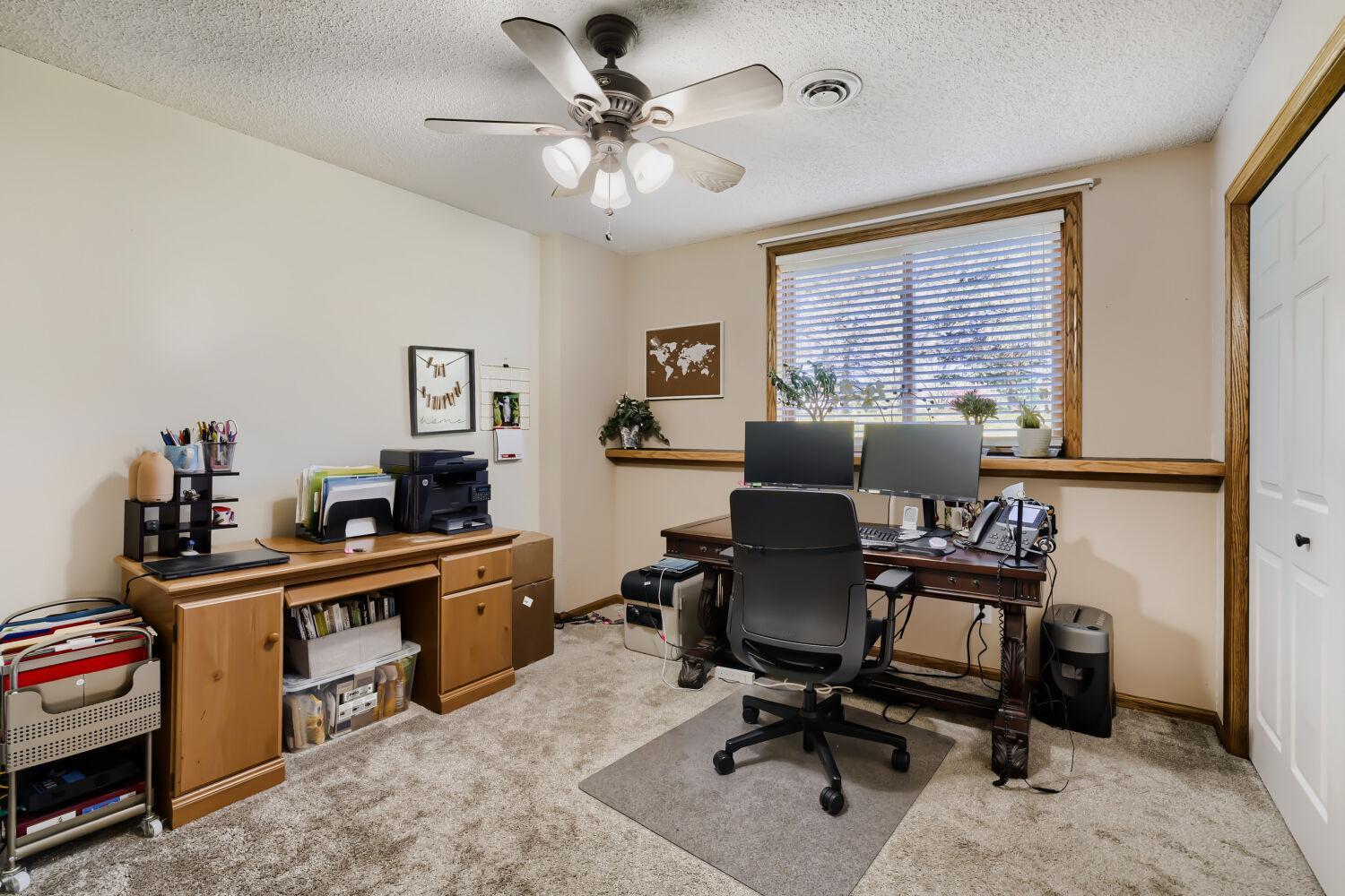 13834 Washington St NE - Web Quality - 012 - 07 Office.jpg