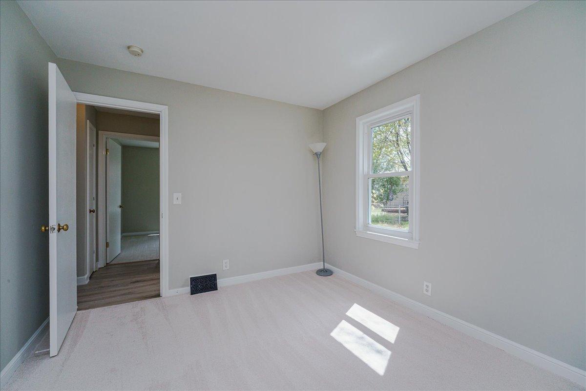 16-Bedroom 1.jpg