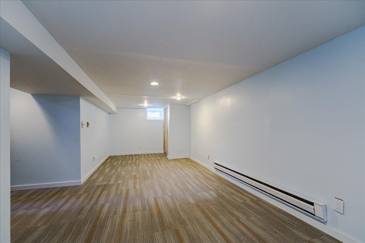 29-Game Room.jpg