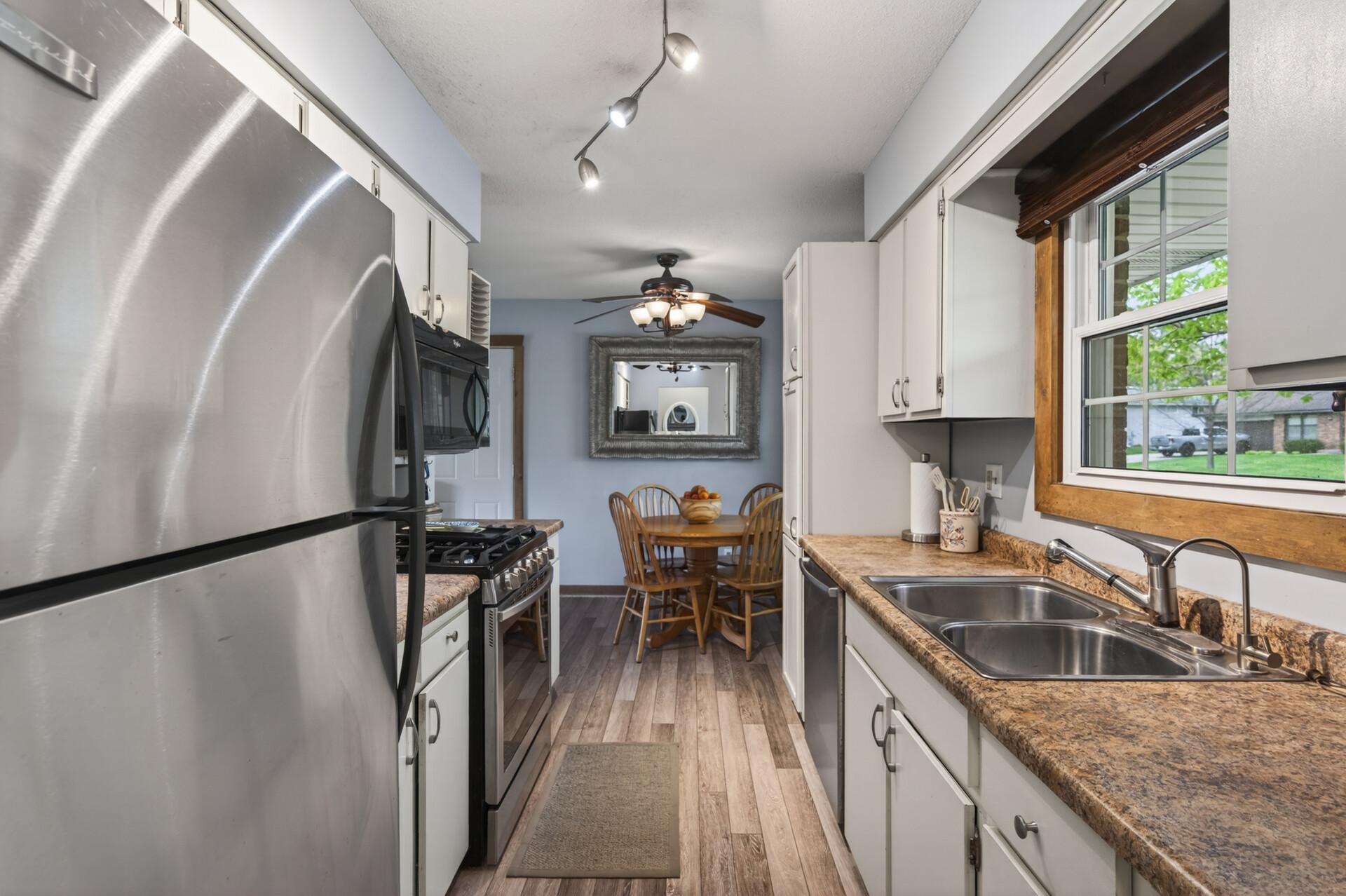 13_8380_Isle_Ave_S13_mls.jpg