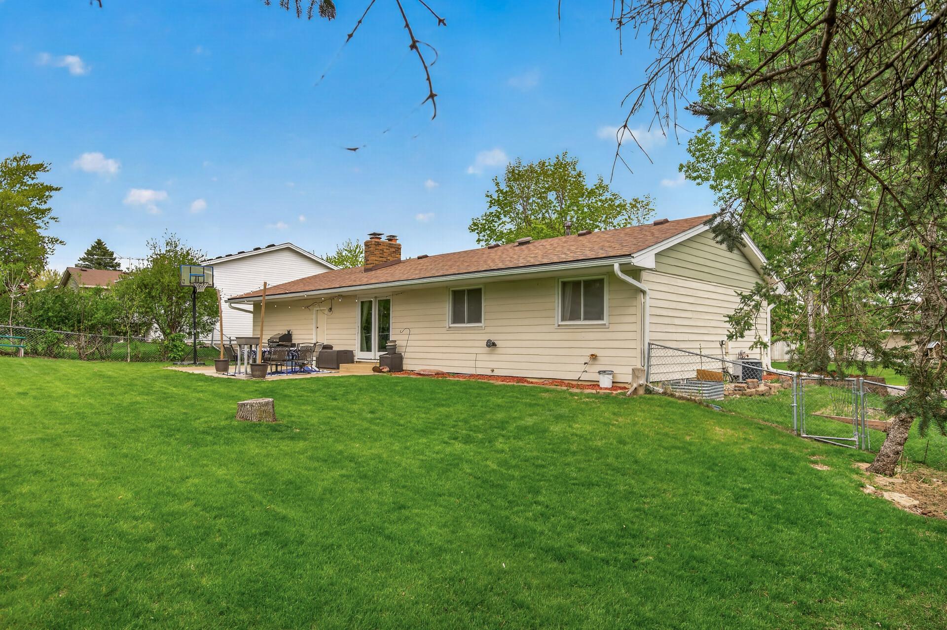 29_8380_Isle_Ave_S29_mls.jpg