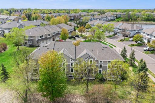 The property is perfectly situated to take advantage of tranquil water views and the quiet neighborhood loop.