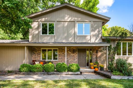 Photo for 6015 Stoneybrook Drive, Minnetonka, MN 55345 - listing #7068646 Minnetonka charmer! 2 blocks from Scenic Heights Elementary