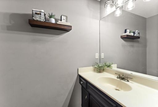 Main Level 1/2 Bath