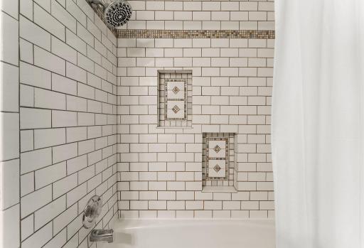 Upper Level Full Bathroom