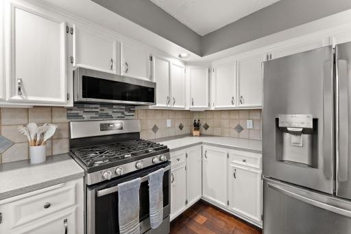Kitchen/Gas Stove