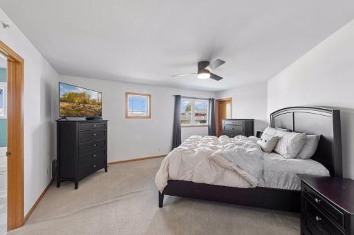 1238 Vernon Drive, Carver, MN 55315