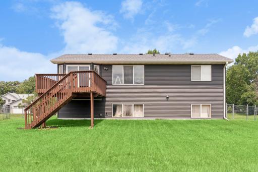 4045 Lake Ridge Drive, Big Lake, MN 55309