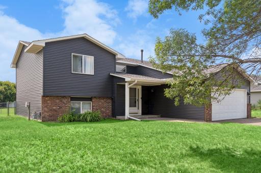 4045 Lake Ridge Drive, Big Lake, MN 55309