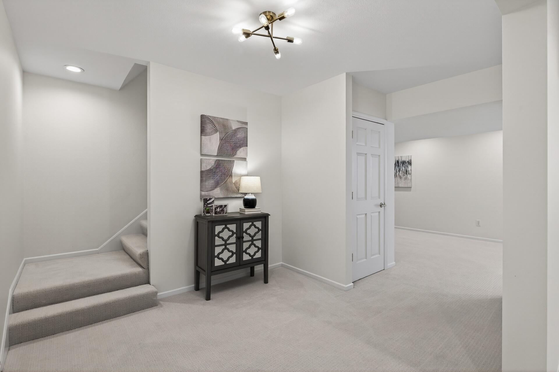 109_18339_Ridgewood63_mls.jpg