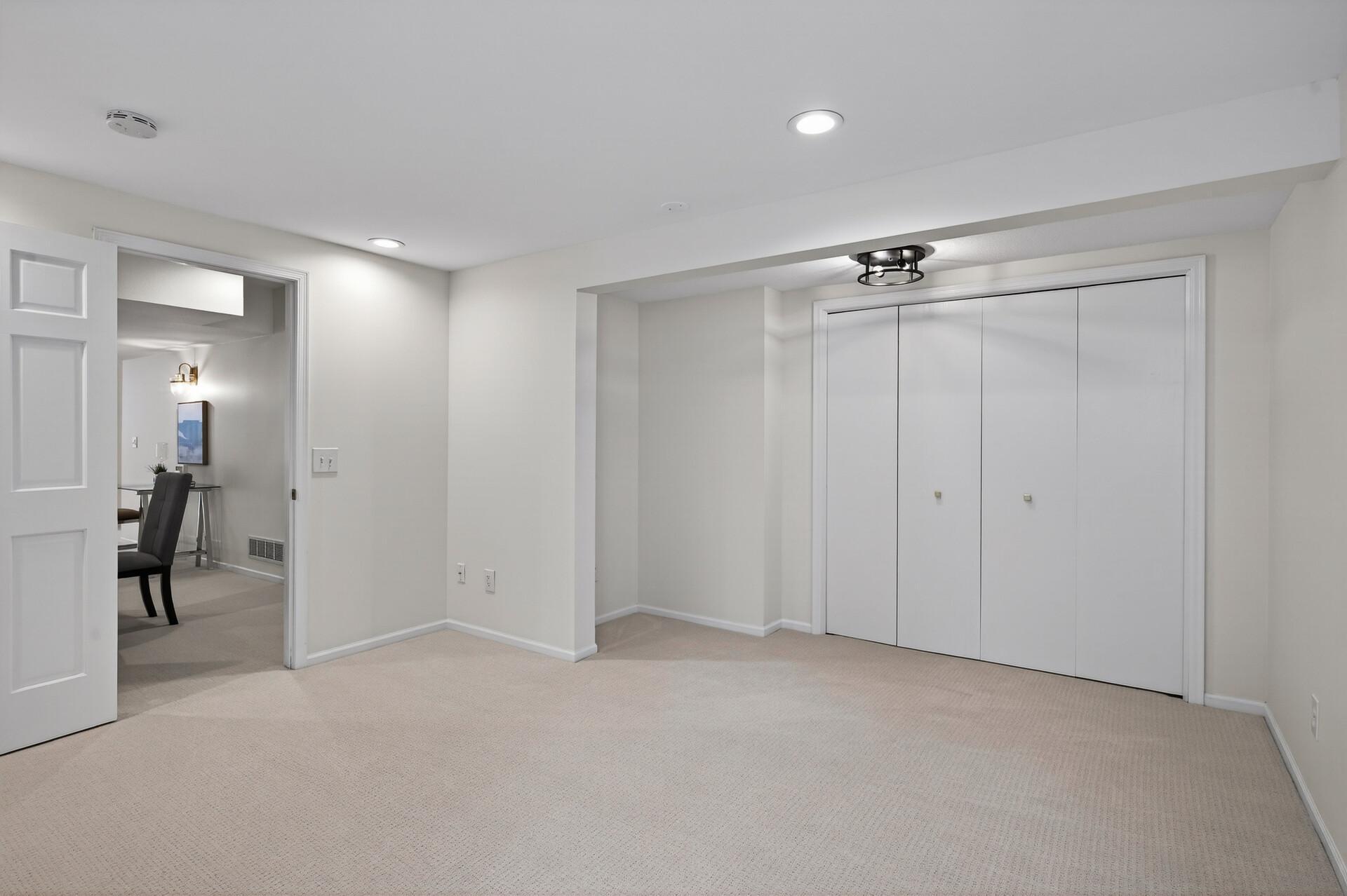 118_18339_Ridgewood72_mls.jpg