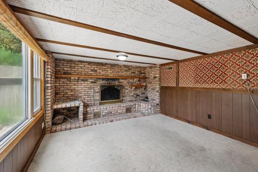 8328 Ewing Road, Minneapolis, MN 55431