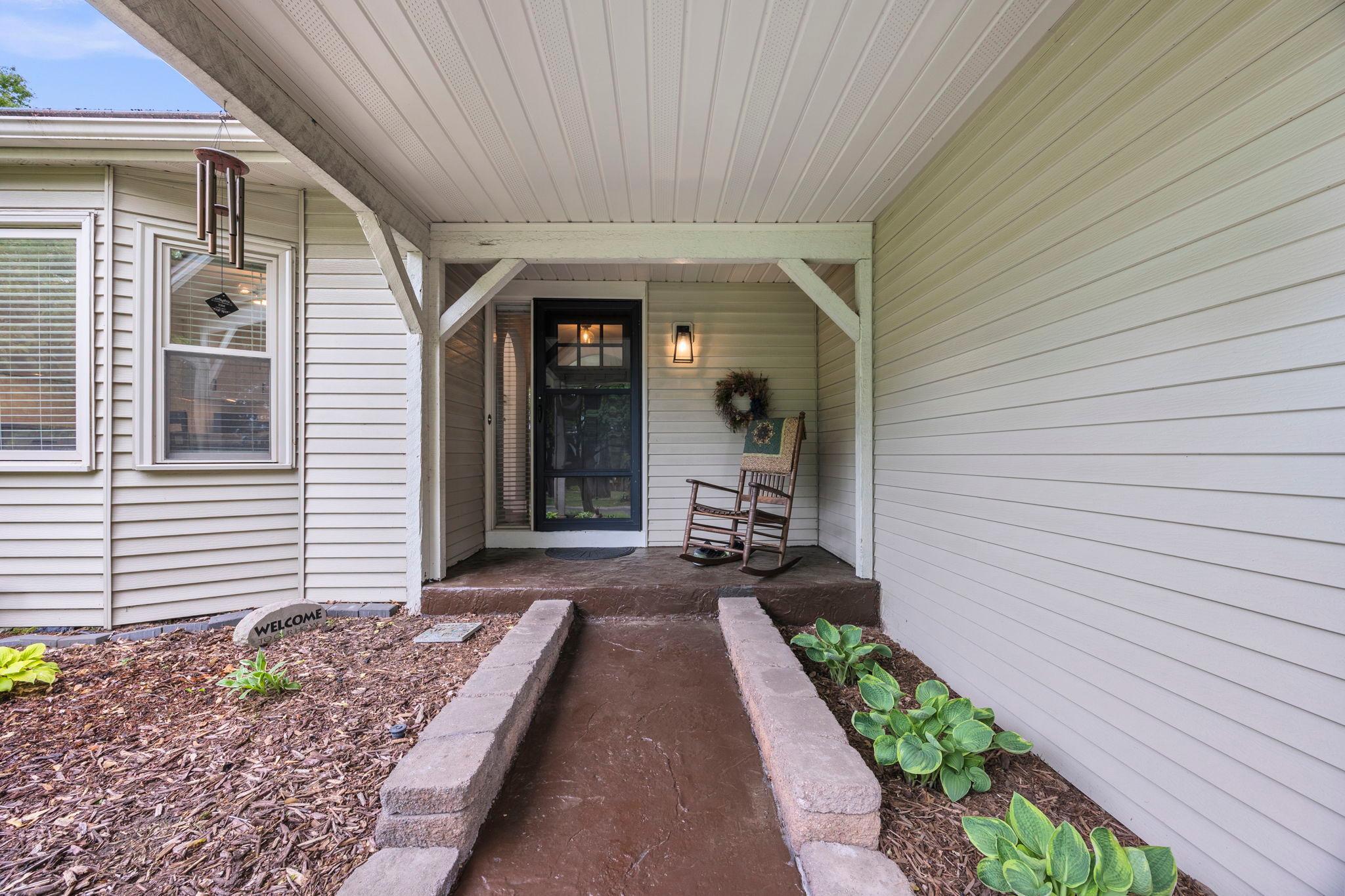 7-web-or-mls-12241 Unity St NW-162.jpg