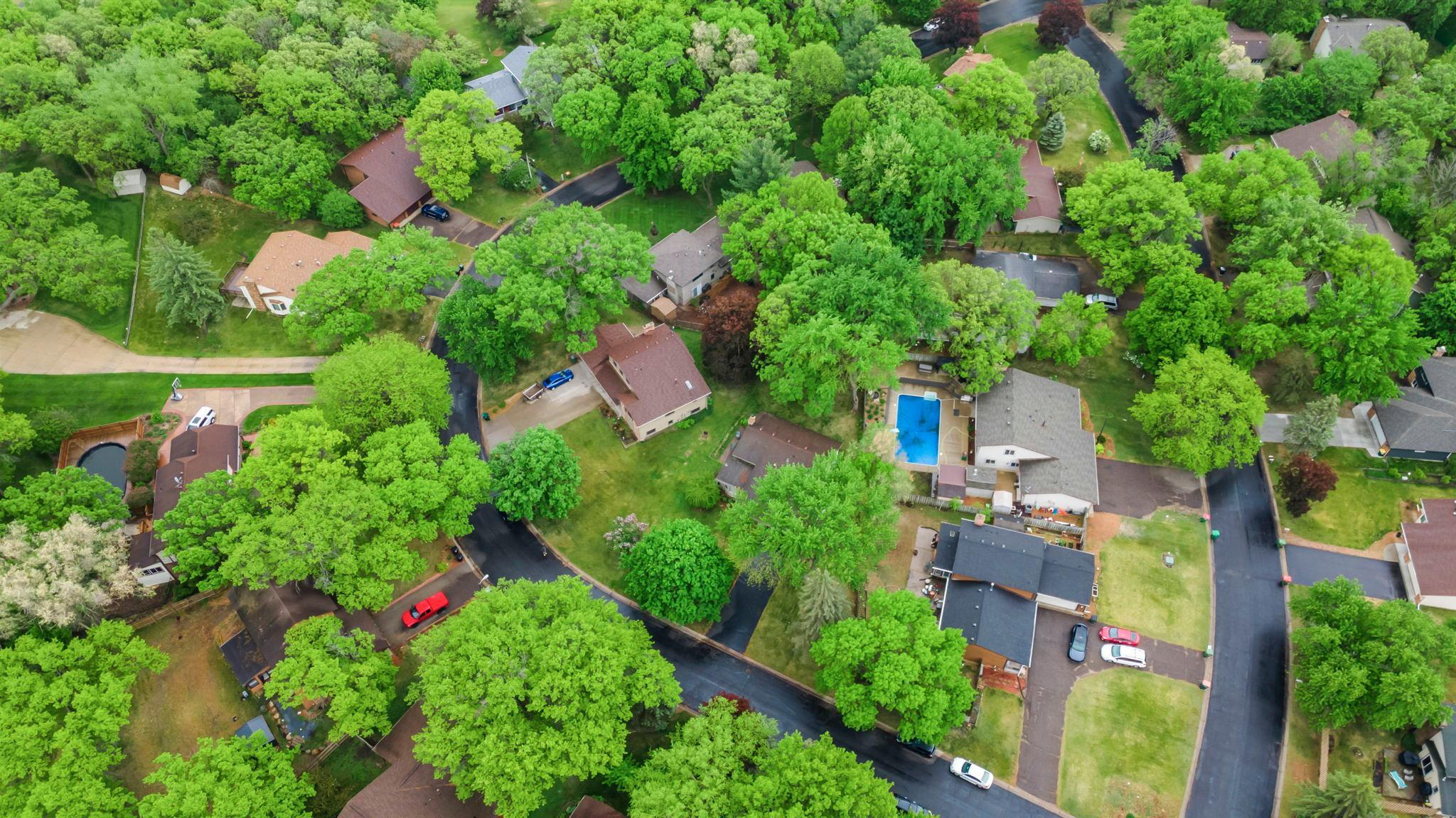48-web-or-mls-12241 Unity St NW-236.jpg