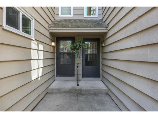 5542 Rowland Road, Hopkins, MN 55343