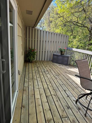 5542 Rowland Road, Hopkins, MN 55343