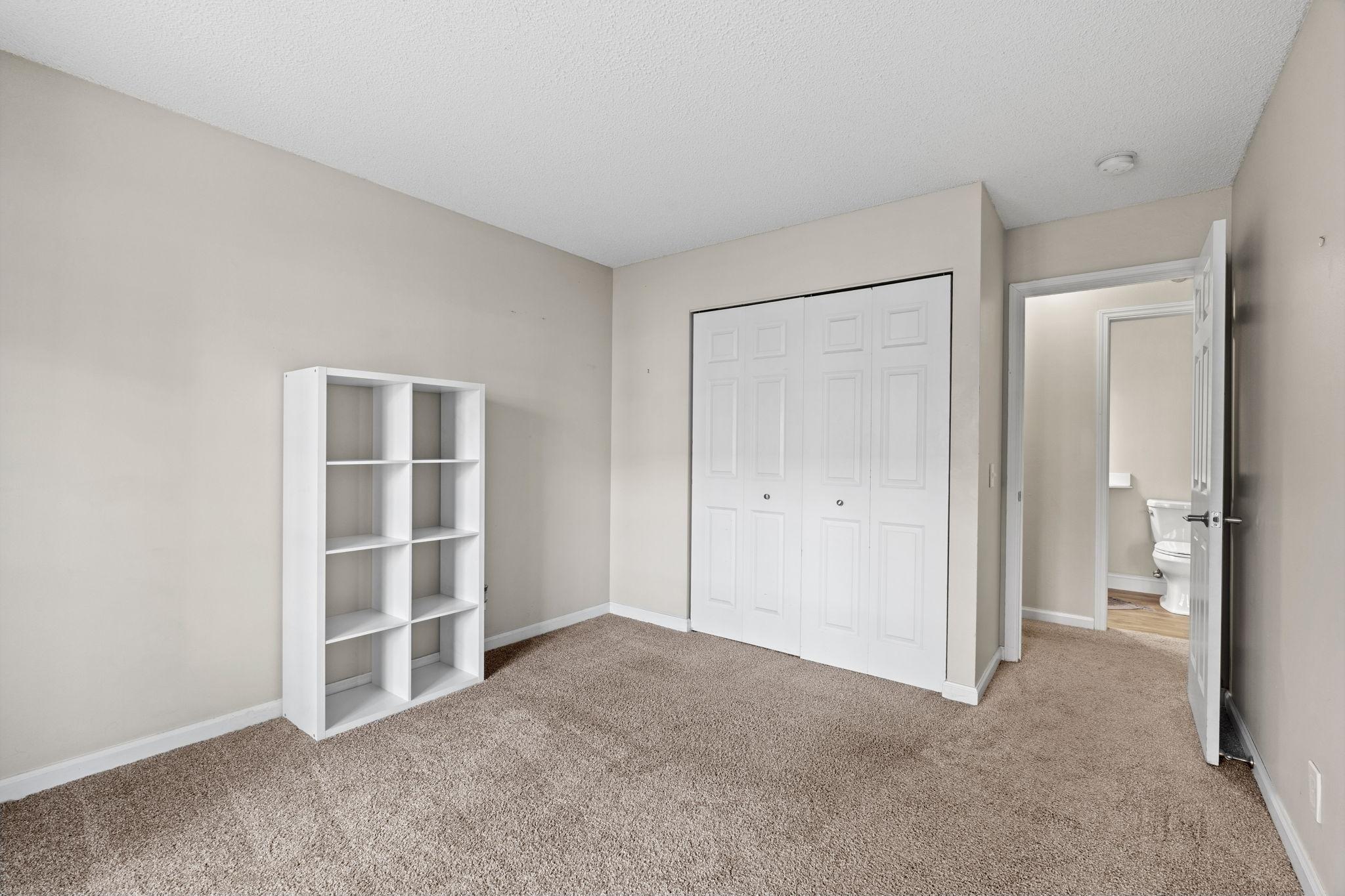 Bedroom 2 w/closet