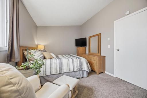 1521 34 1/2 Avenue S, Fargo, ND 58104