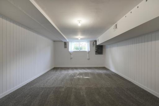 3435 Zenith Avenue N, Minneapolis, MN 55422