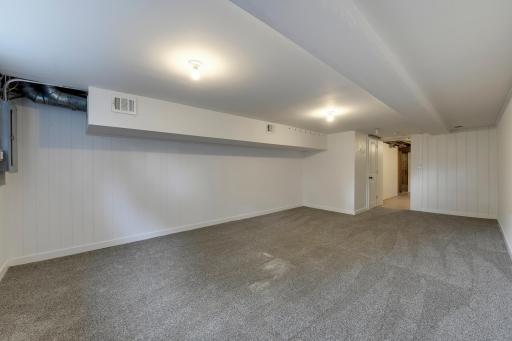 3435 Zenith Avenue N, Minneapolis, MN 55422