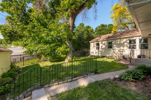 3435 Zenith Avenue N, Minneapolis, MN 55422