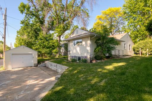 3435 Zenith Avenue N, Minneapolis, MN 55422