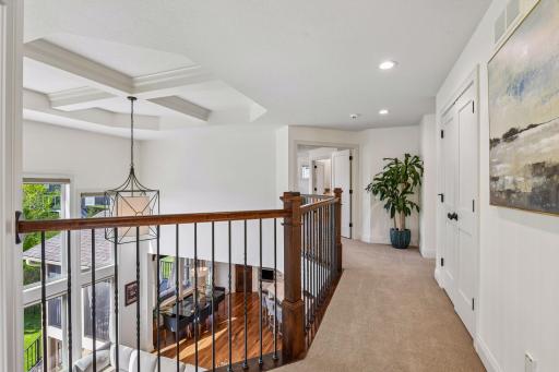 5990 Black Oaks Lane N, Minneapolis, MN 55446