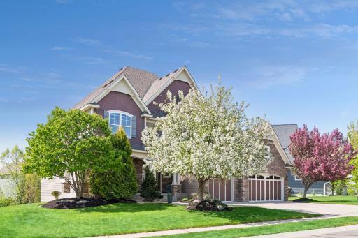 5990 Black Oaks Lane N, Minneapolis, MN 55446
