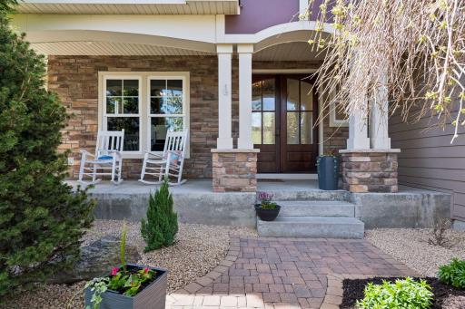 5990 Black Oaks Lane N, Minneapolis, MN 55446