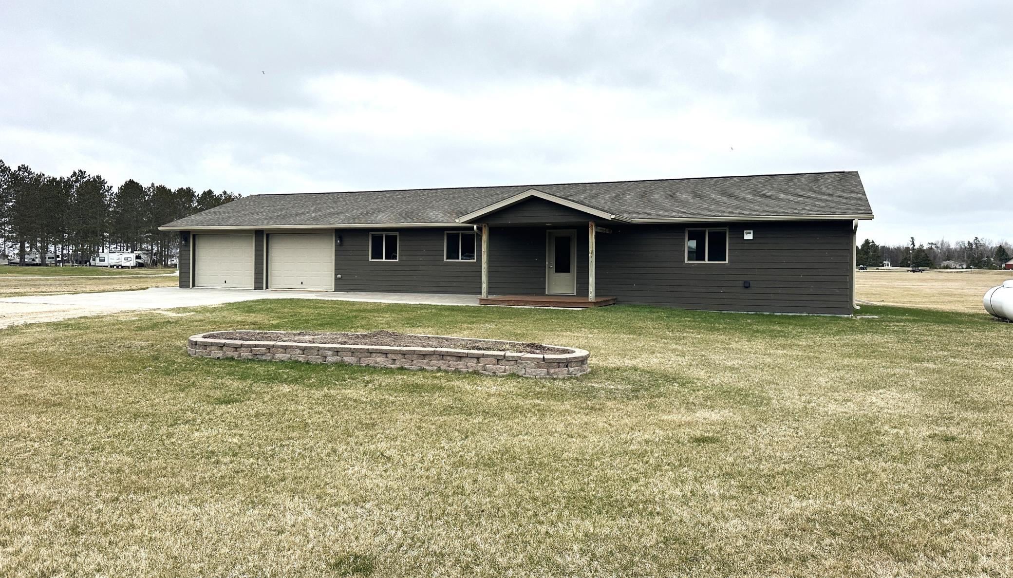2934 27th Street NW, Baudette, MN 56623