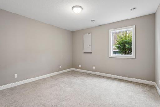 280 Bellwether Path, Wayzata, MN 55391