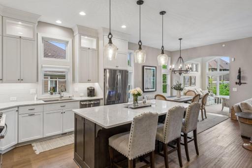 280 Bellwether Path, Wayzata, MN 55391