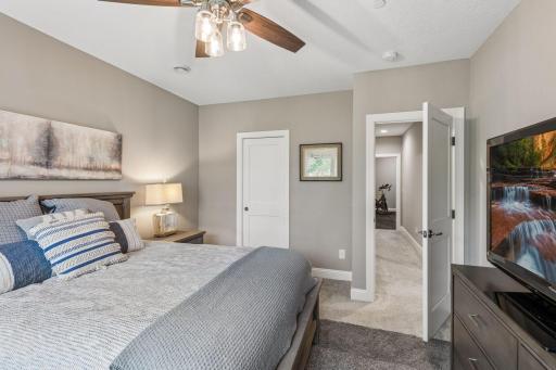 280 Bellwether Path, Wayzata, MN 55391