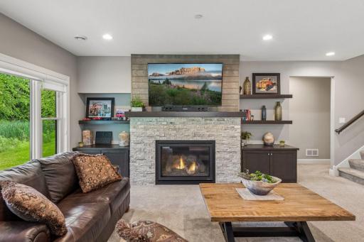 280 Bellwether Path, Wayzata, MN 55391