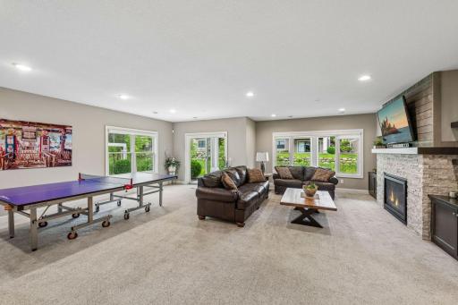 280 Bellwether Path, Wayzata, MN 55391