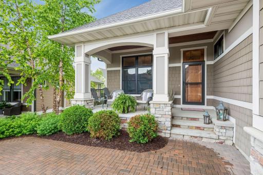280 Bellwether Path, Wayzata, MN 55391