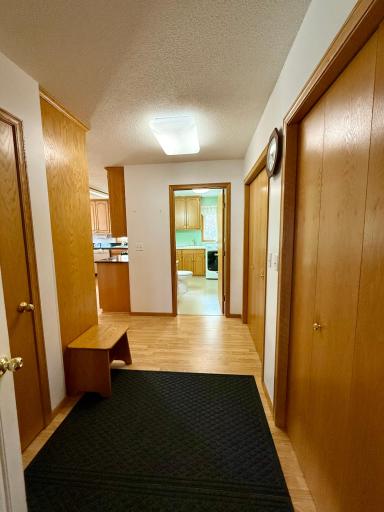 1006 8th Street S, Waite Park, MN 56387