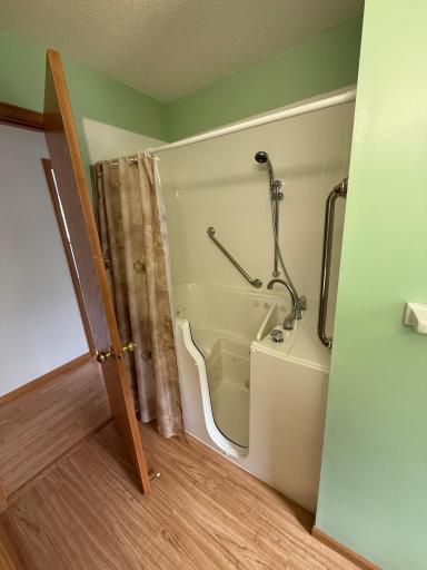 1006 8th Street S, Waite Park, MN 56387