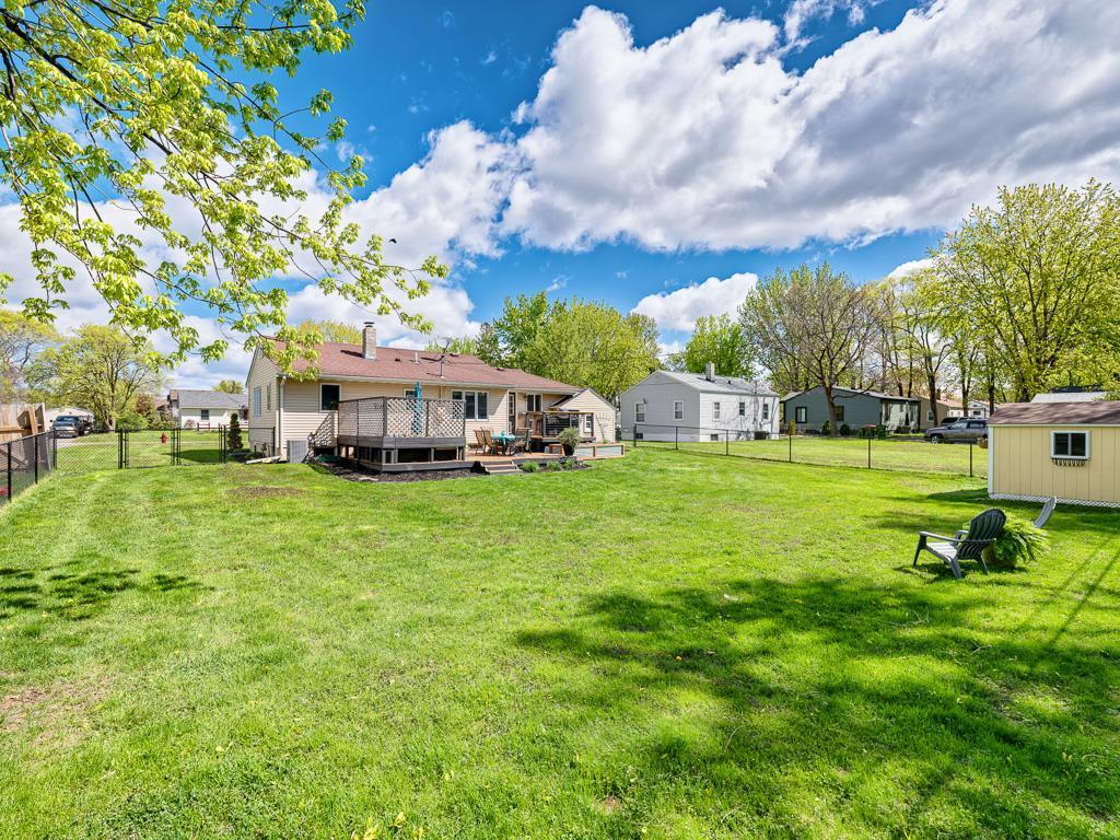 26 - Backyard.jpg