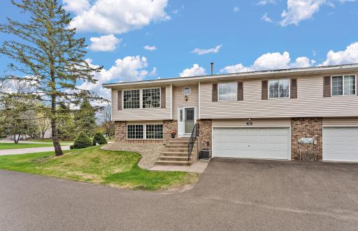 7645 Afton Court, Woodbury, MN 55125