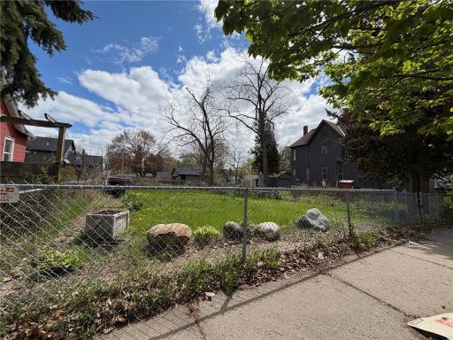 1132 Jackson Street, Saint Paul, MN 55117