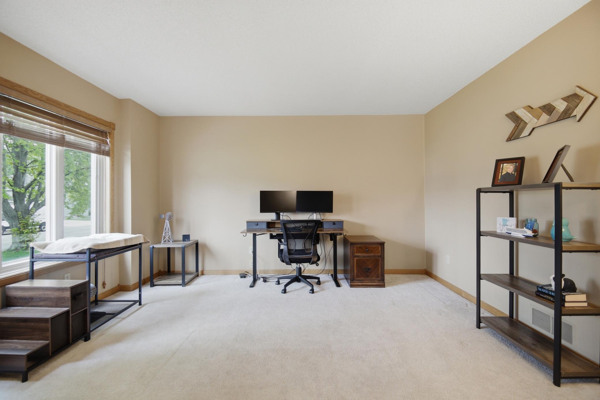 6_2900_6th_ave_sw027.jpg