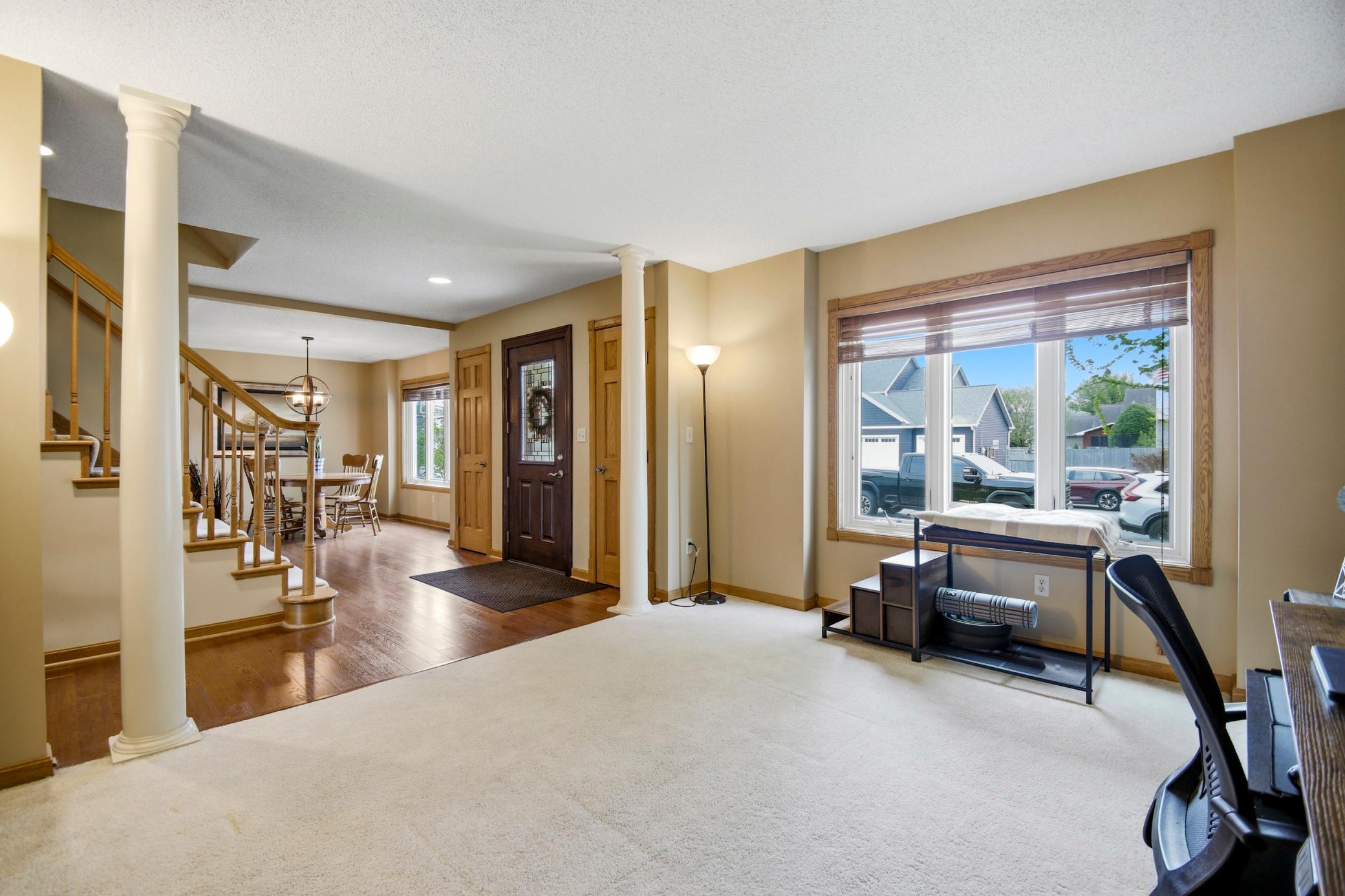 7_2900_6th_ave_sw032-1.jpg