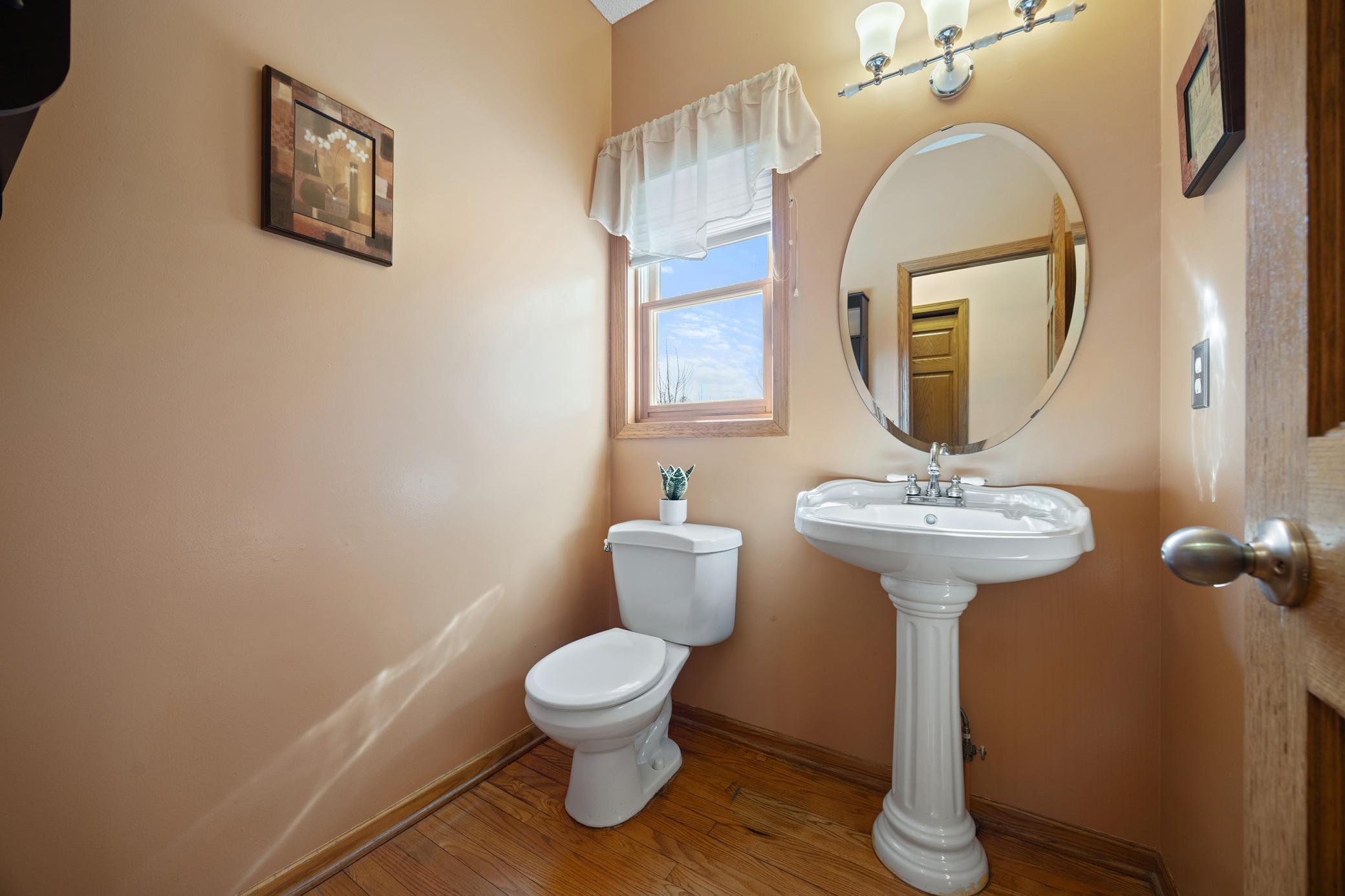Main level powder bath
