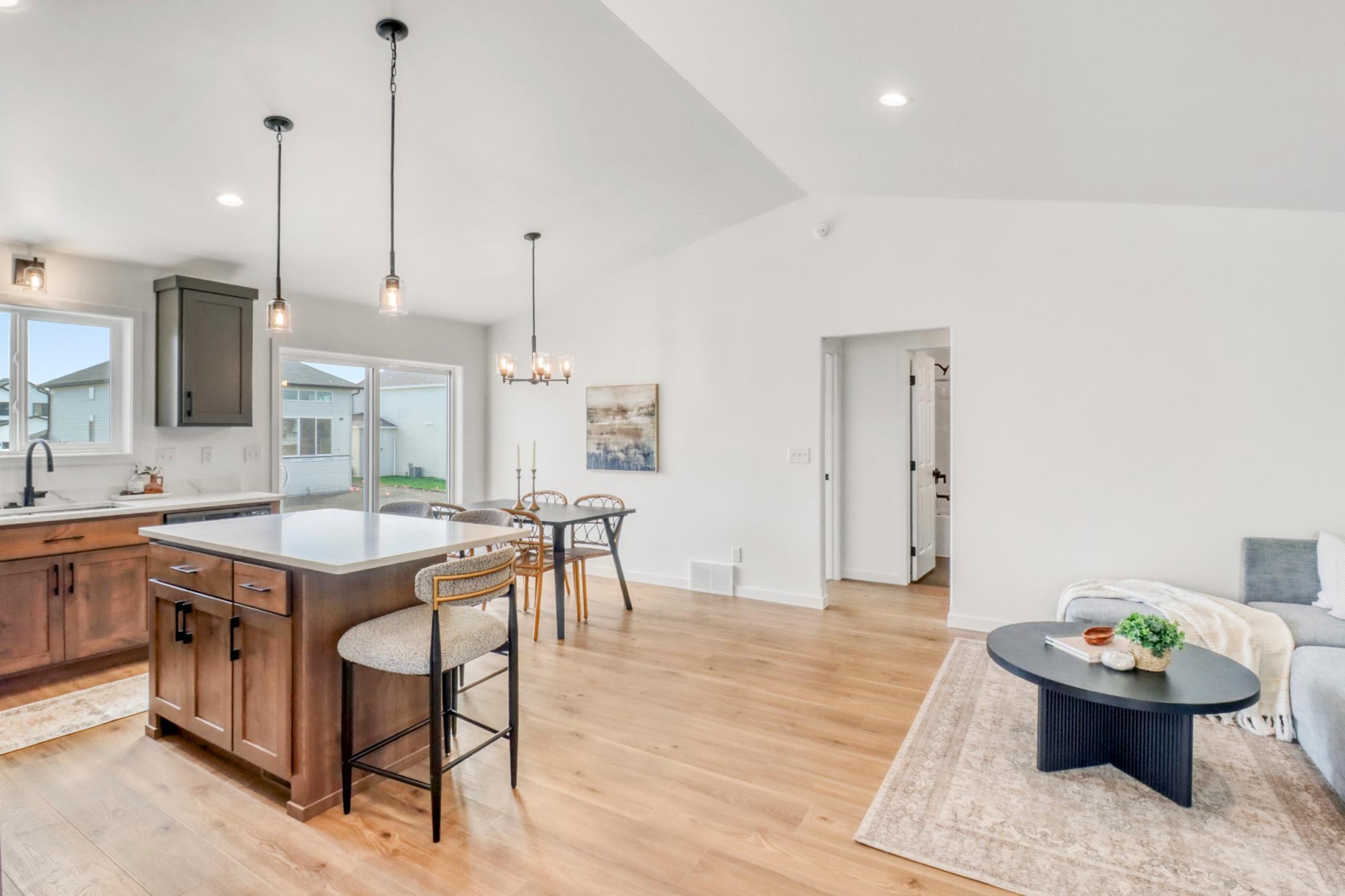 Kitchen1_8 (1).JPG