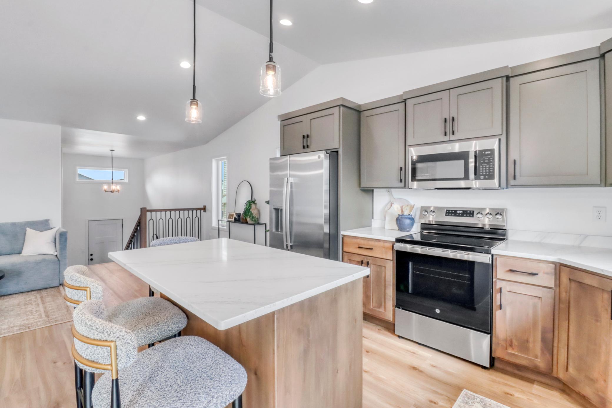 Kitchen1_3 (5).JPG