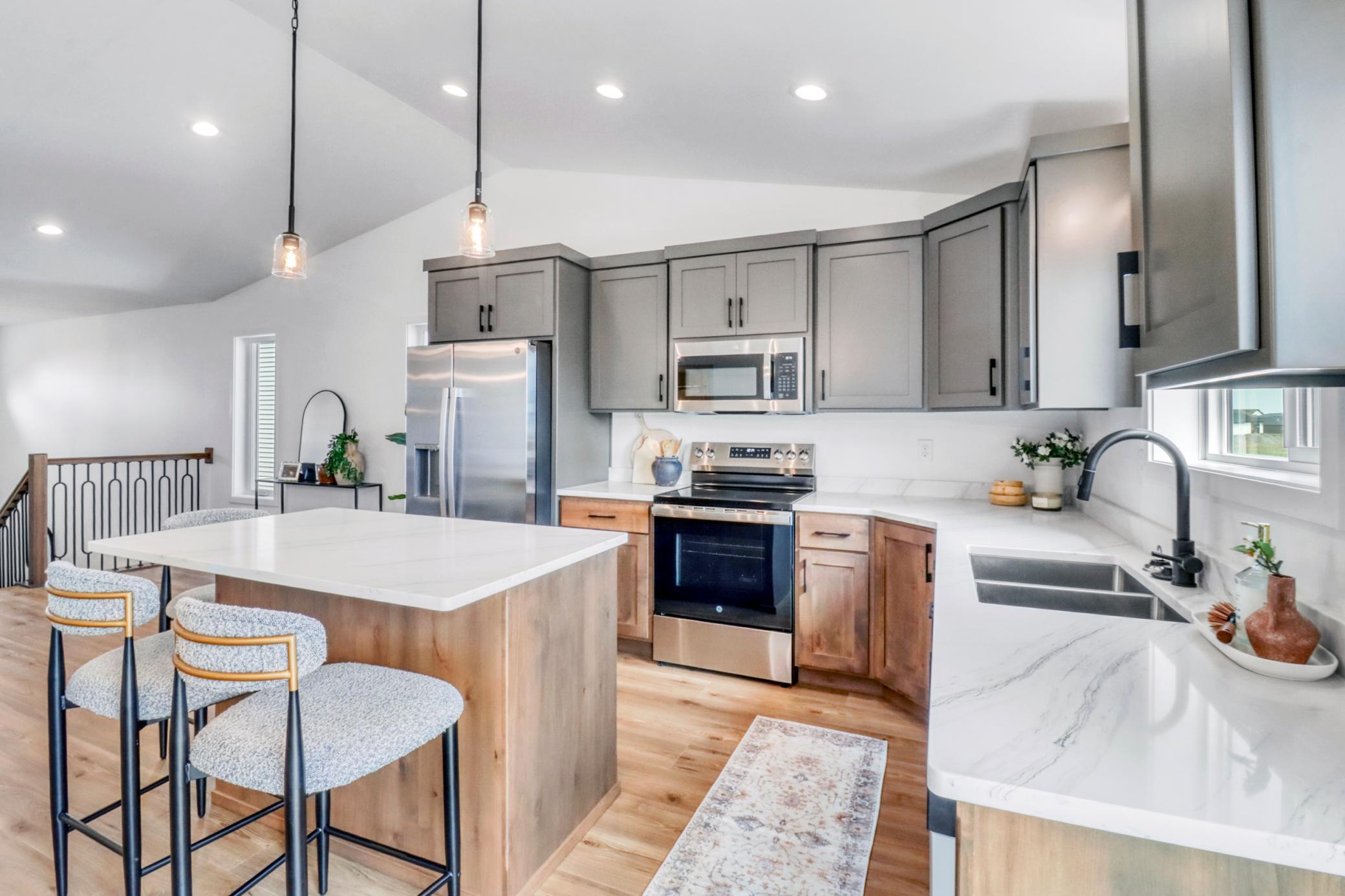 Kitchen1_2 (4).JPG